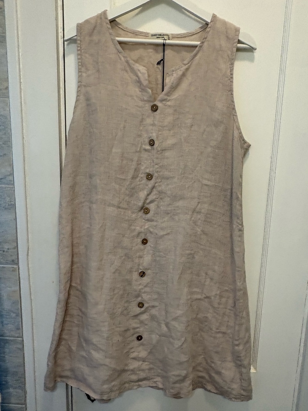 Terzo Millennio Beige Sleeveless Linen Shift Dress, NWT, made in Italy